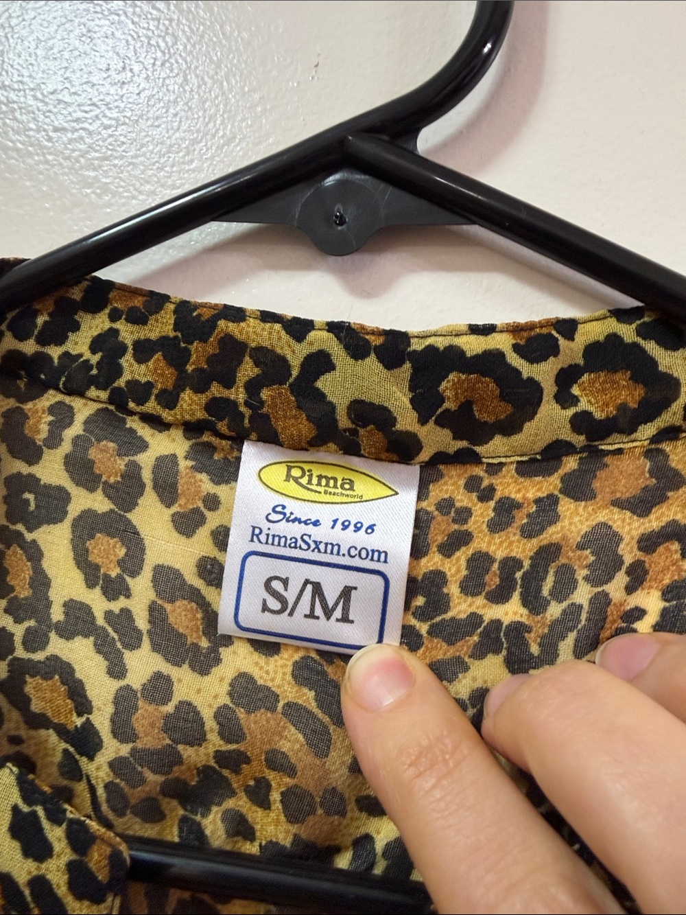 Rima. Leopard Print Tunic with Leopard 🐆 or Cheetah Border. NWOT. Size Small - Picture 3 of 6